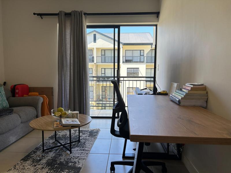 To Let 1 Bedroom Property for Rent in Sandown Western Cape